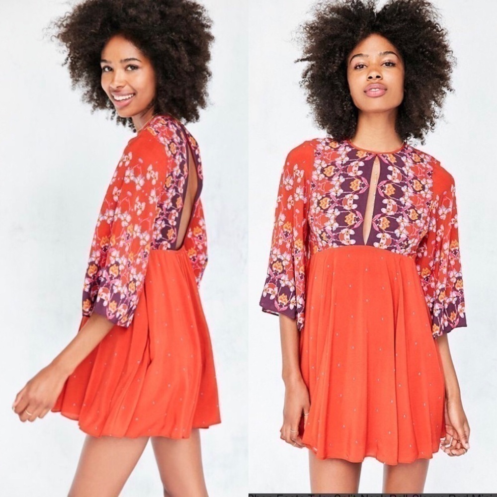 Urban Outfitters Ecoté Tyler Split Neck Mini S
